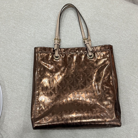 MK Michael Kors Handbag - Picture 2 of 9